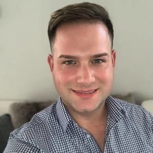 Meet your Posher, Adam